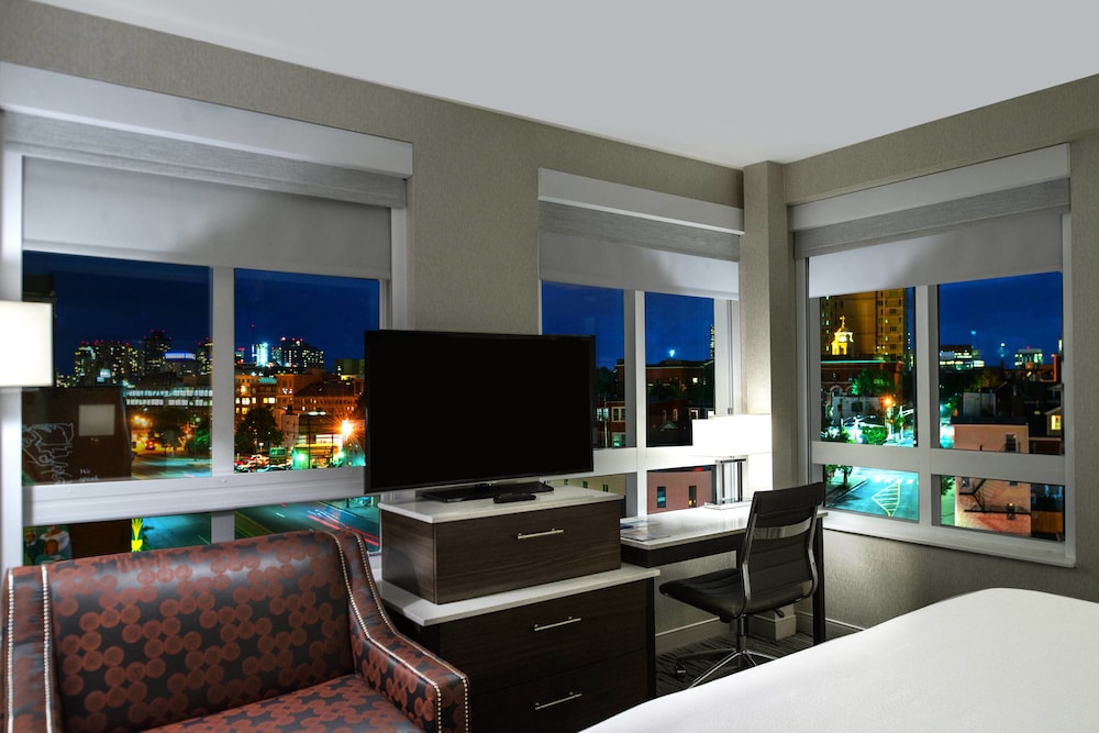 Fairfield Inn Suites Boston Cambridge 26/38