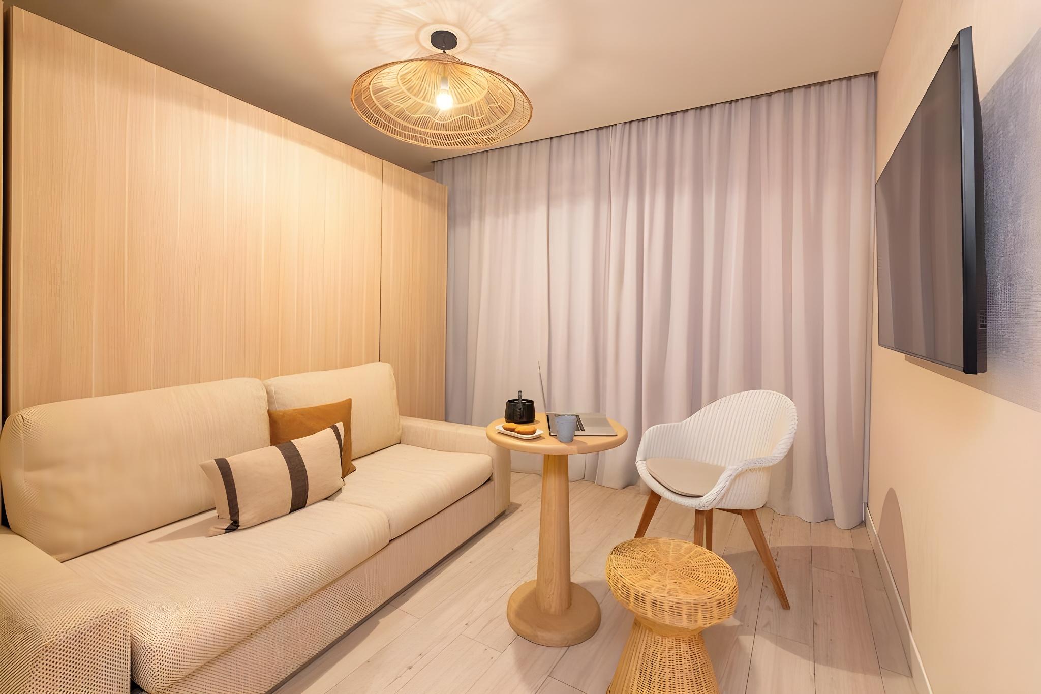 غرفة بزنس بسرير كوين، Life Hotel Marseille 2/2
