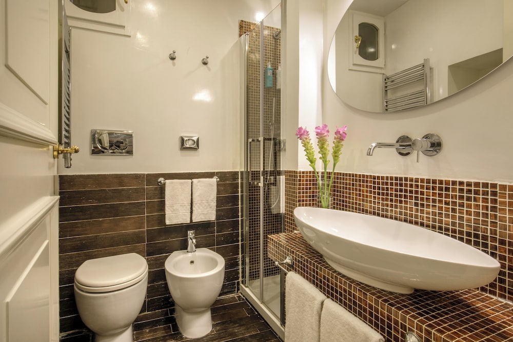 Vivaldi Luxury Rooms 58/63