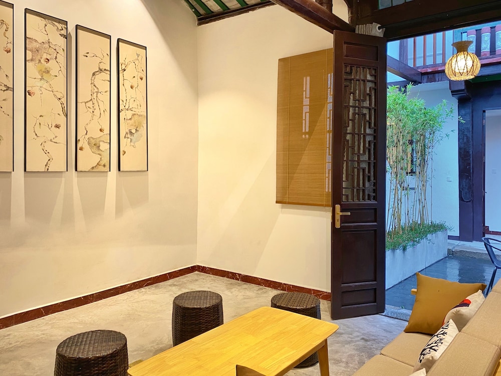 Chaozhou Hello Inn 38/50
