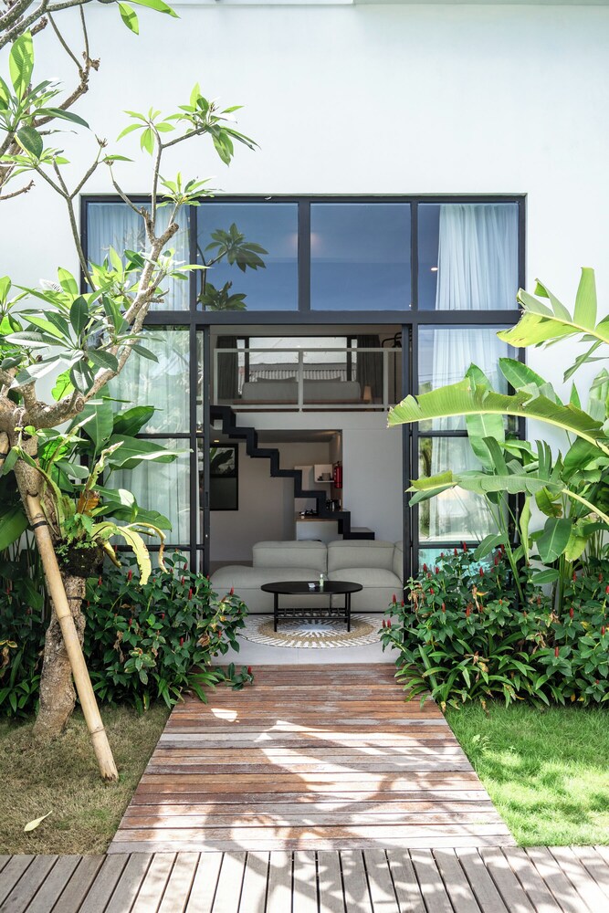 Tropicana Loft Managed by CPM Bali 46/50
