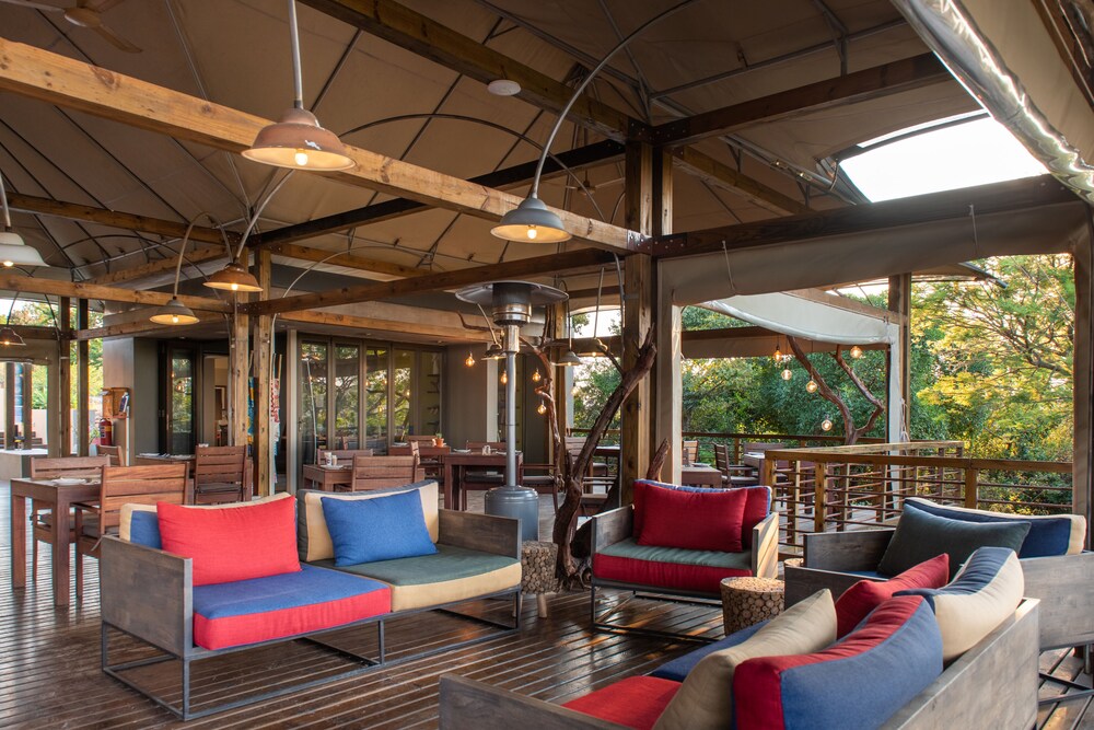 Ndhula Luxury Tented Lodge 30/48