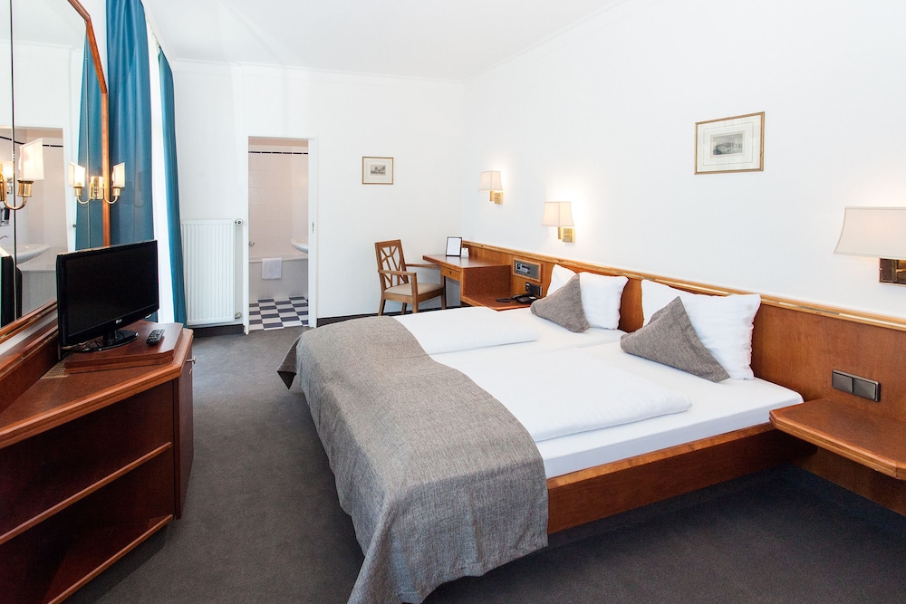 Trip Inn Klee Am Park Wiesbaden 14/48