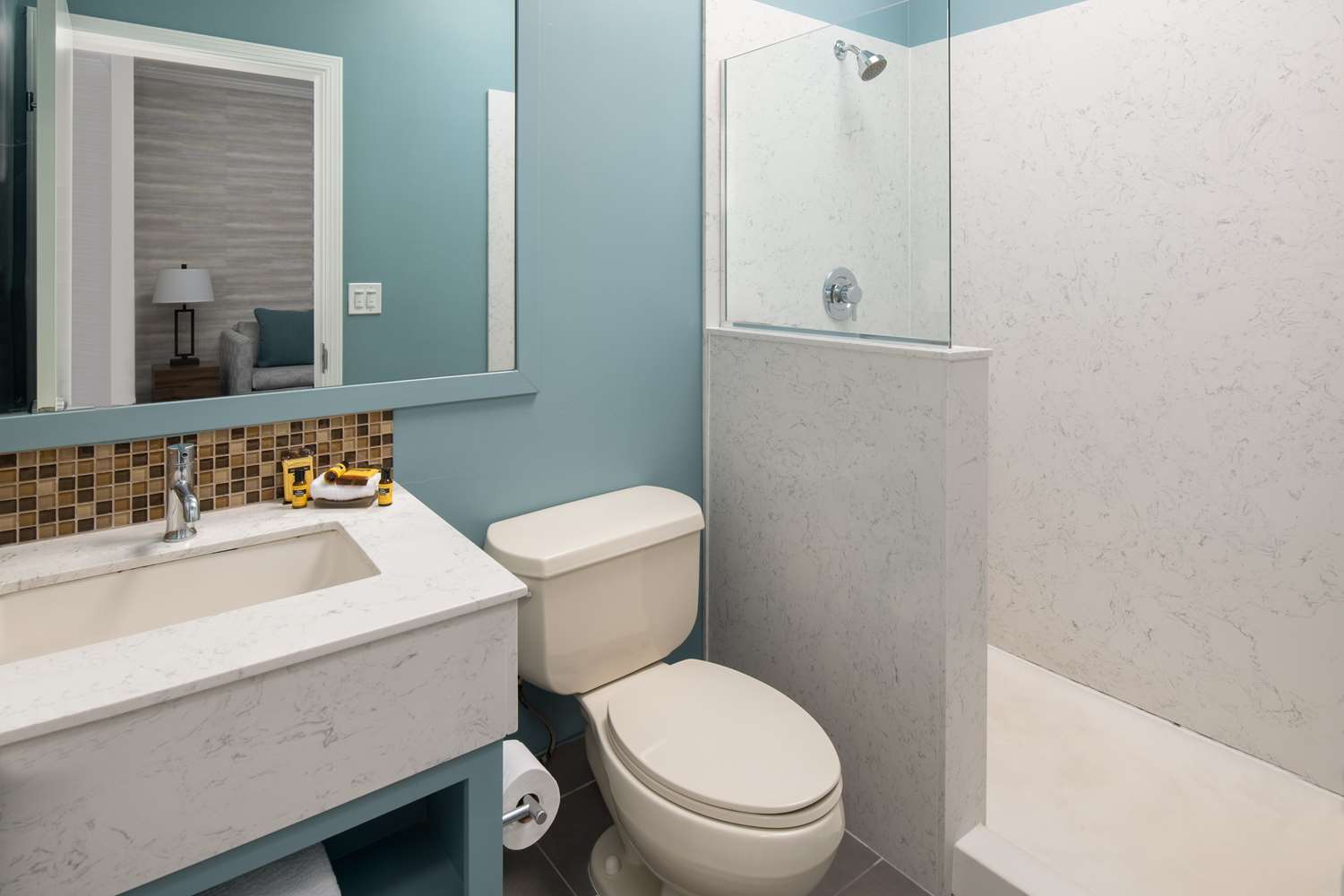جناح بسرير كينج مع أريكة، Best Western Plus All Suites Inn 3/5