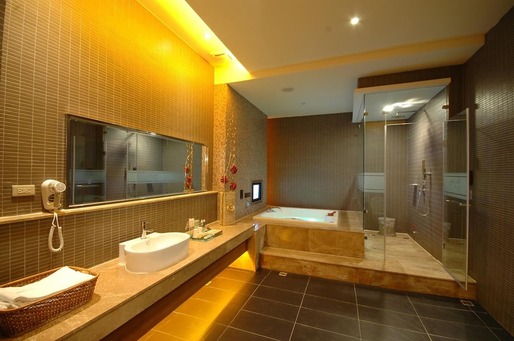 Norway Forest Villa Motel 52/56