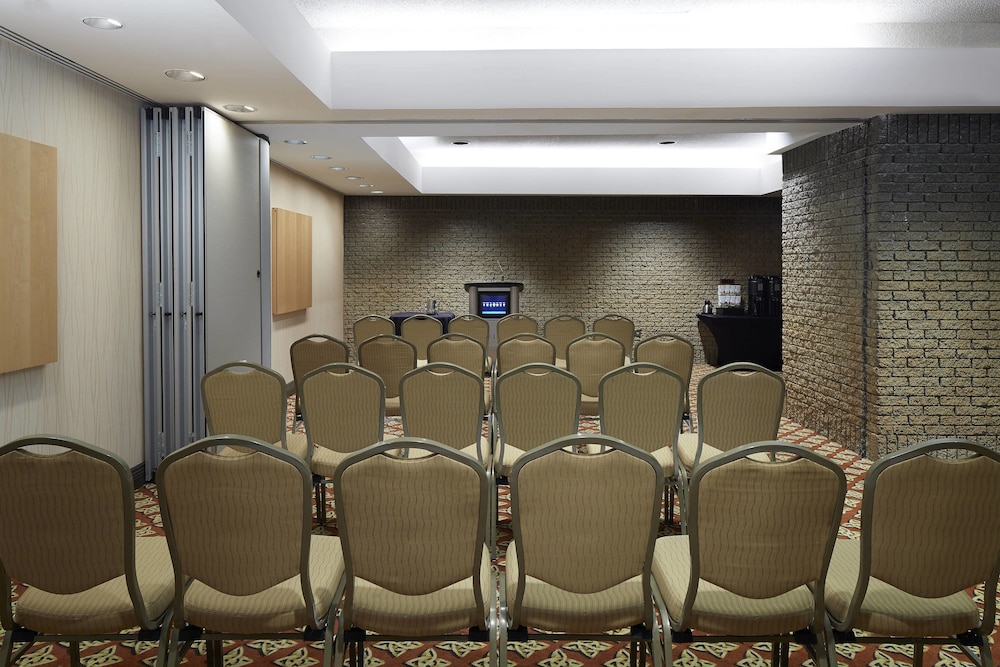 Delta Hotels By Marriott Quebec 36/44