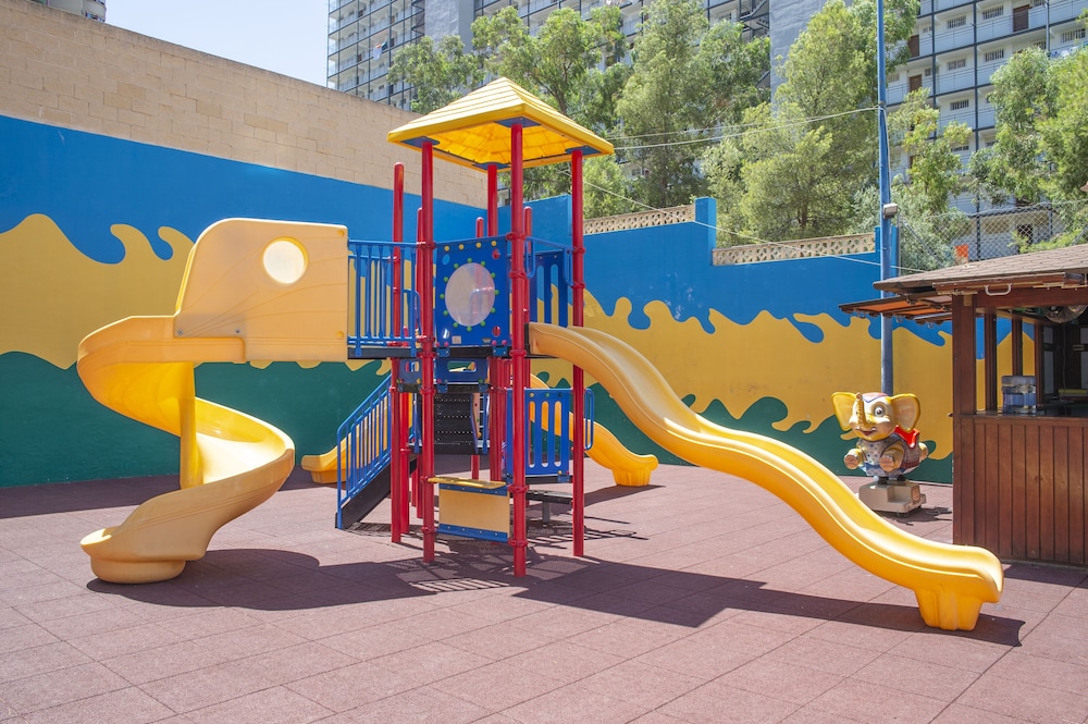 Benidorm East by Pierre and Vacances 66/72