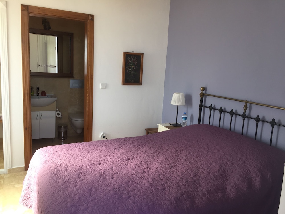 1 BEDROOM, DELUXE, DOUBLE OR TWIN BED, SEA VIEW, BALCONY