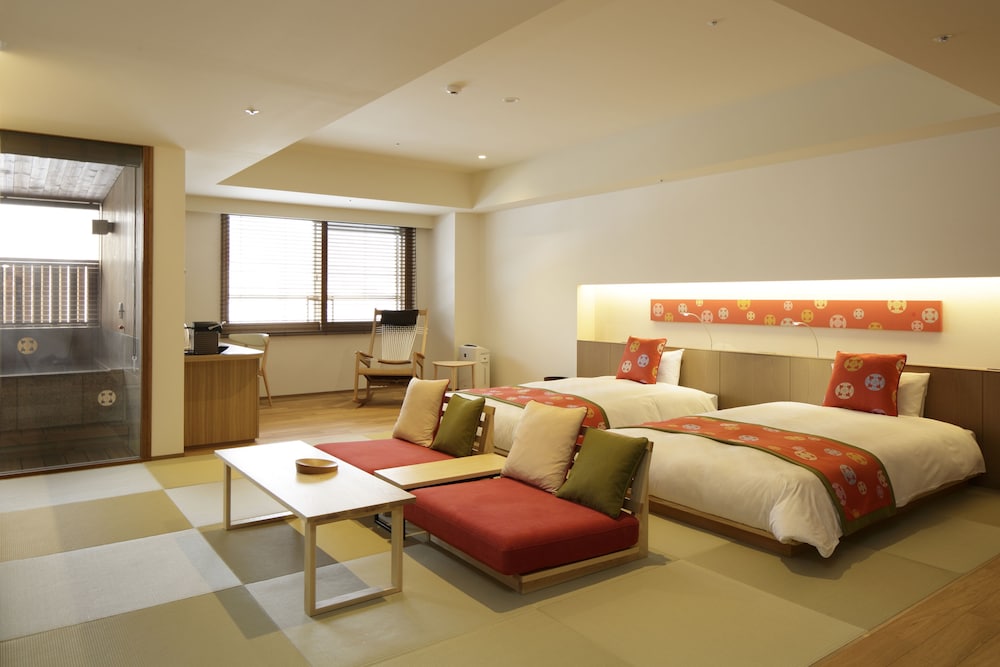 Hotel Mahoroba 8/50