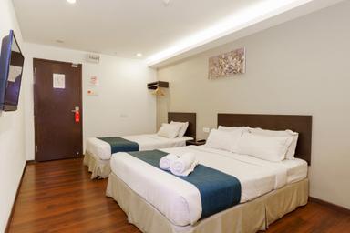 Standard, Triple, 1 Double and 1 Single Bed, No Window