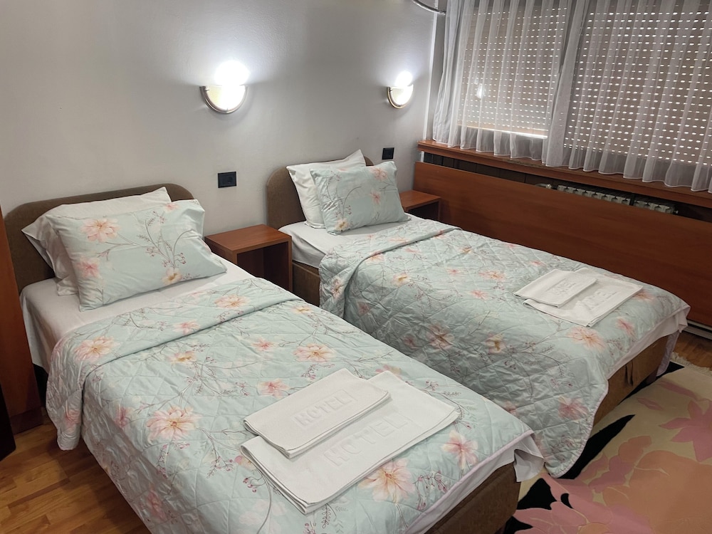Hotel Square 43/55