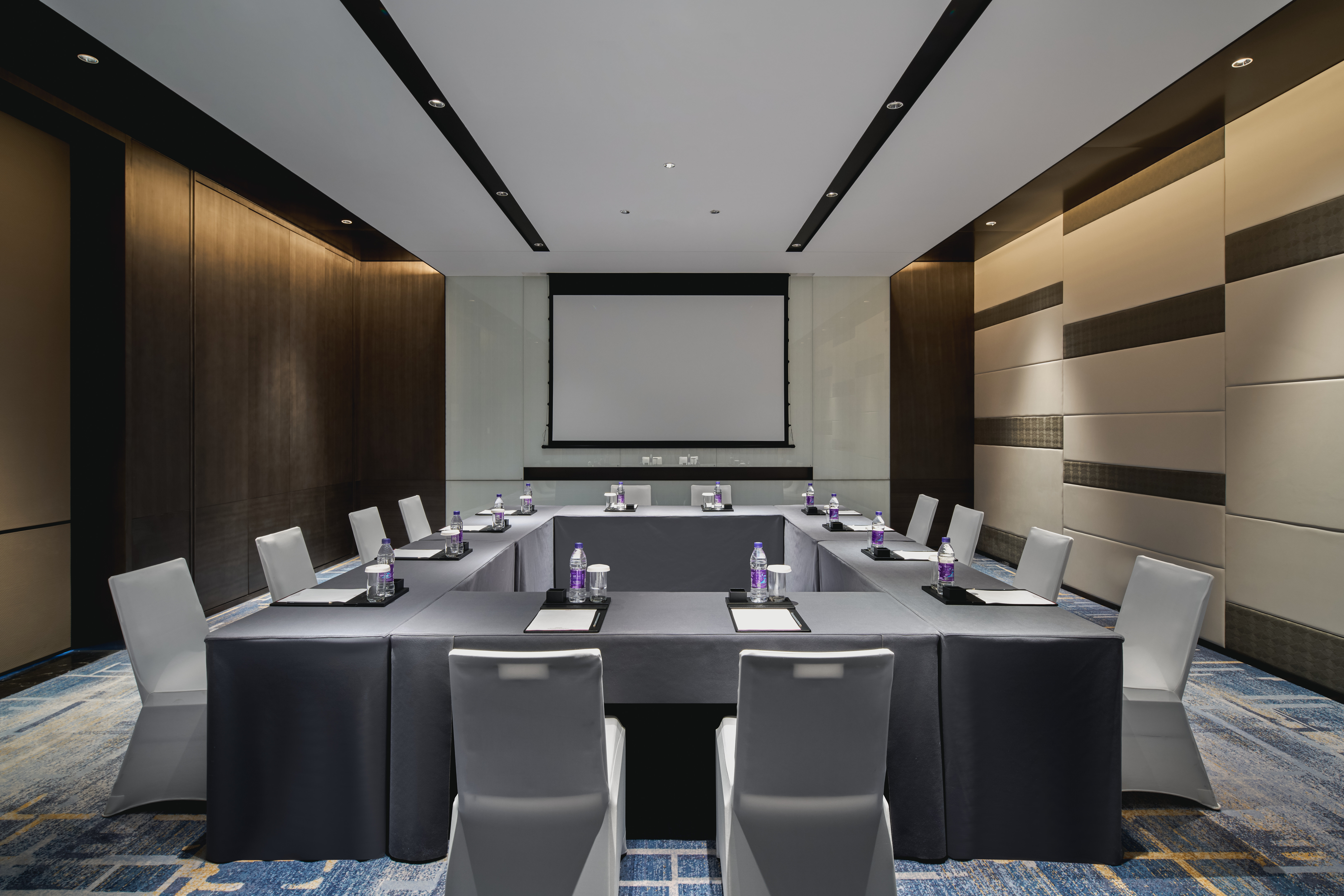 Crowne Plaza Shangluo 51/60