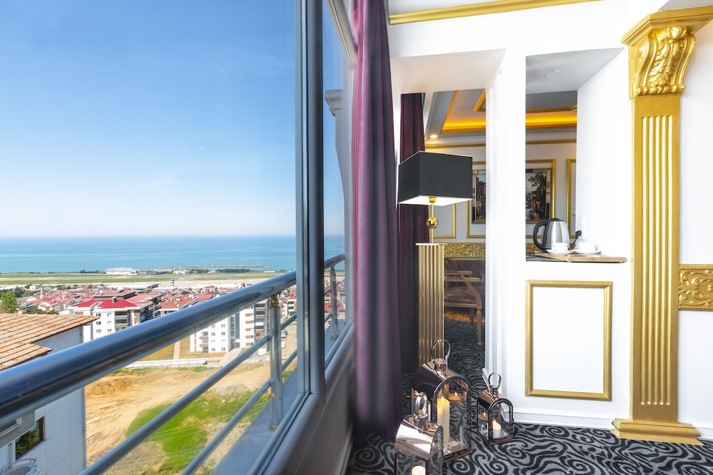 Andalouse Otel 43/49