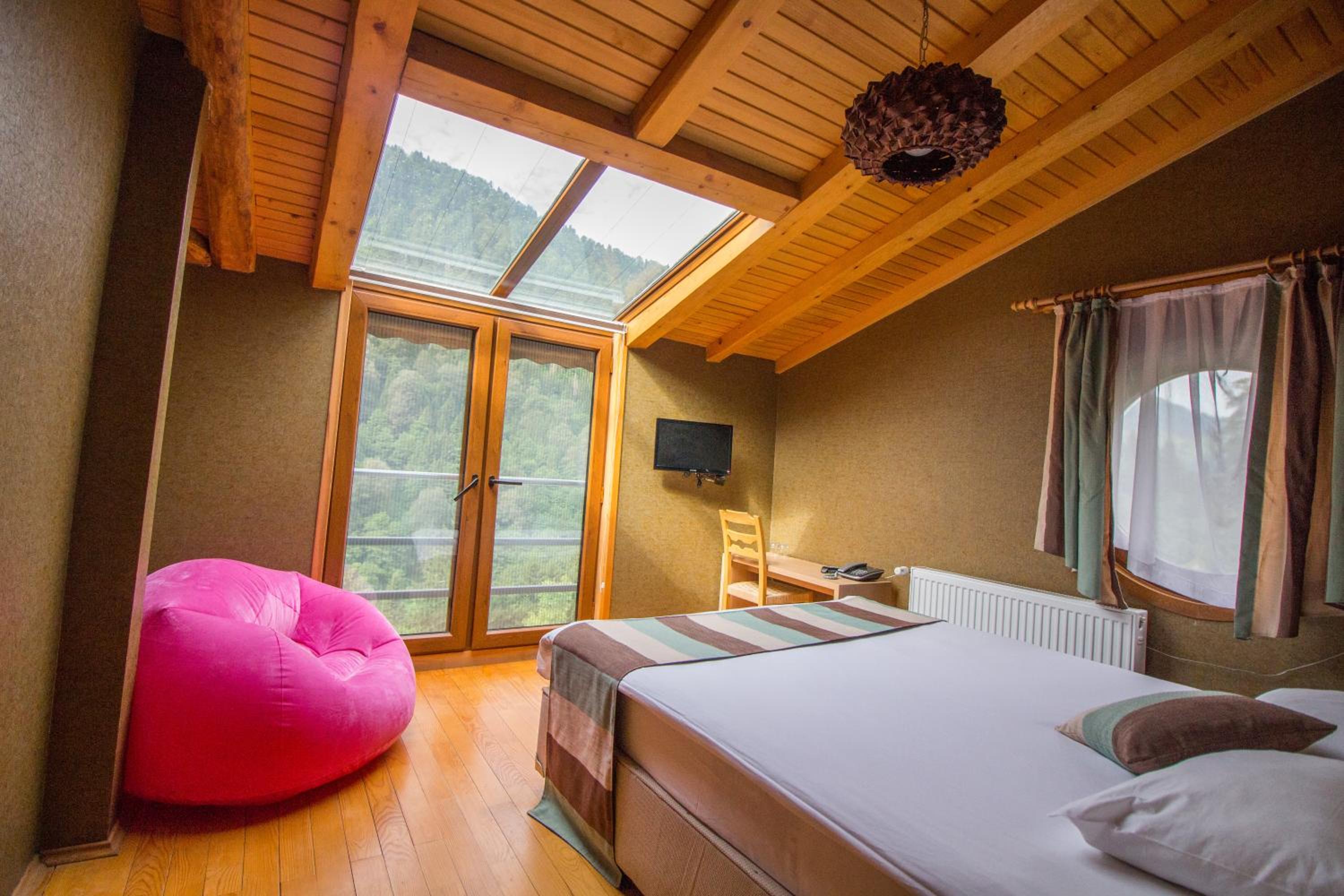Vip, Double Bed, Mountain View