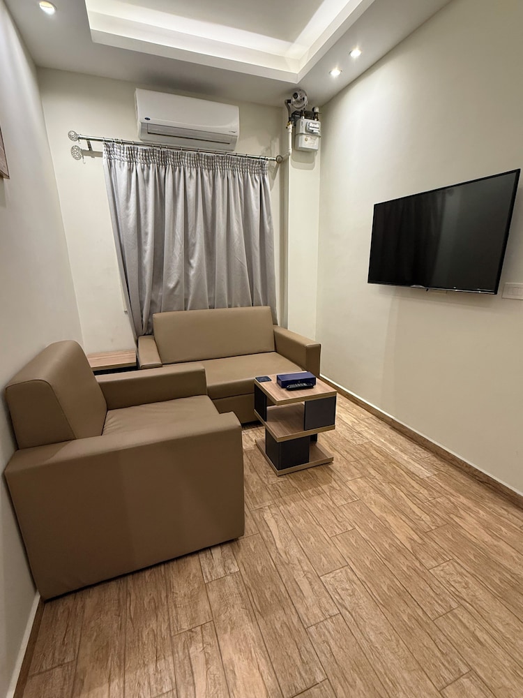 Royal Inn Residence New Cairo 24/35