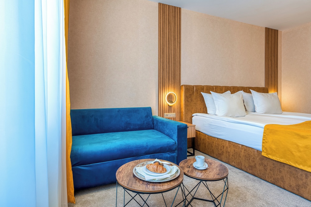 Montecito Hotel Sofia 14/73
