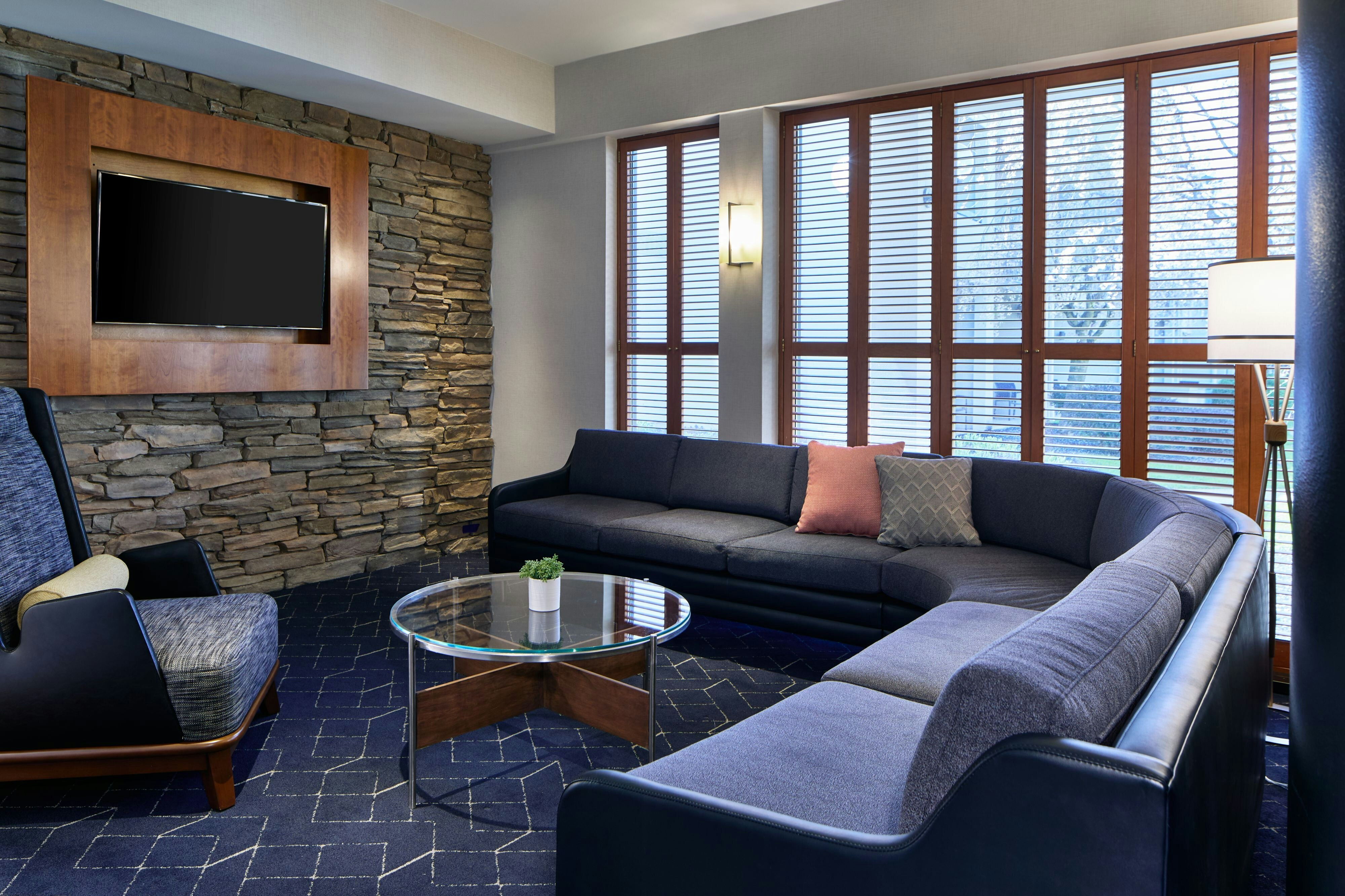 Courtyard By Marriott Rochester Brighton 11/38