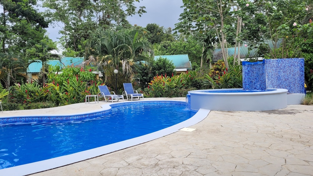 Corinto Pearl Eco Resort 50/53