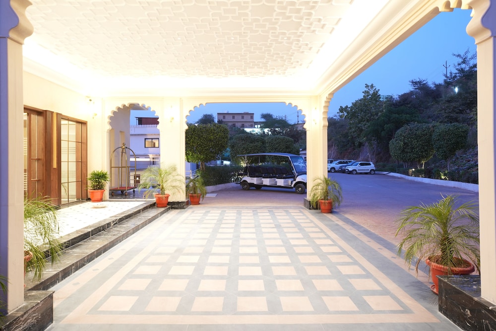 Sayaji Resort and Spa Udaipur 39/50
