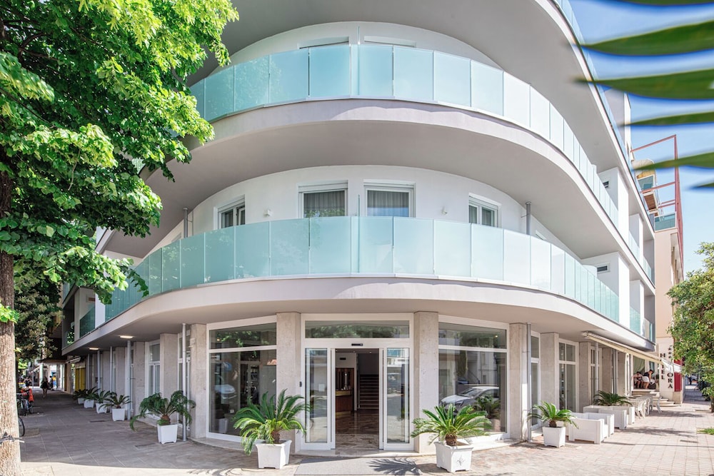 Hotel Centrale 4/50