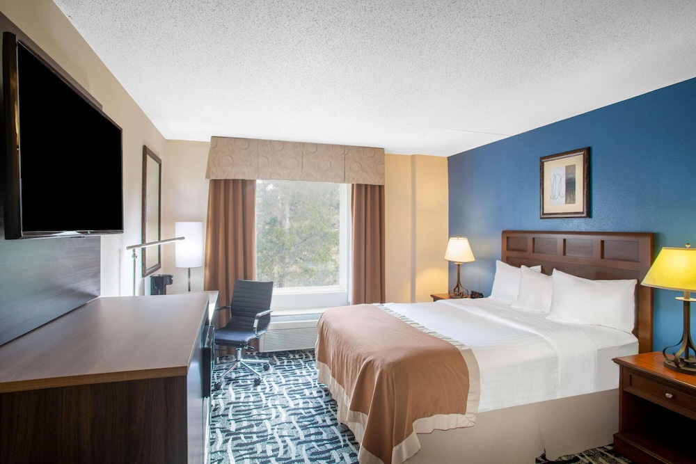 Baymont by Wyndham Branson - On the Strip 19/57