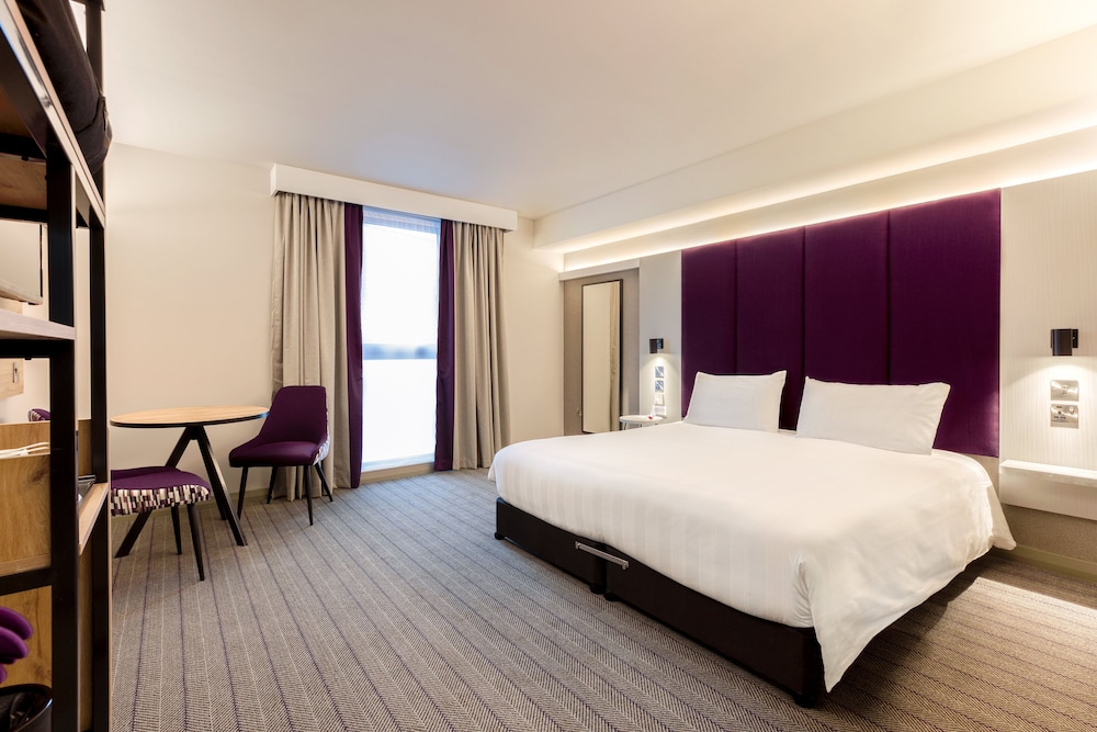 Premier Inn Maidstone Town Centre 23/52