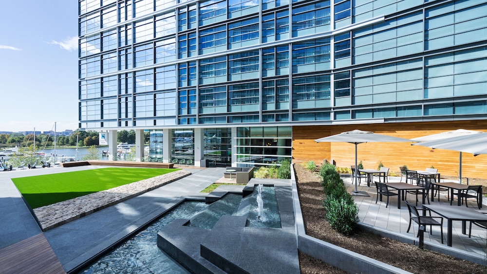 HYATT HOUSE WASHINGTON DC / THE WHARF 61/64