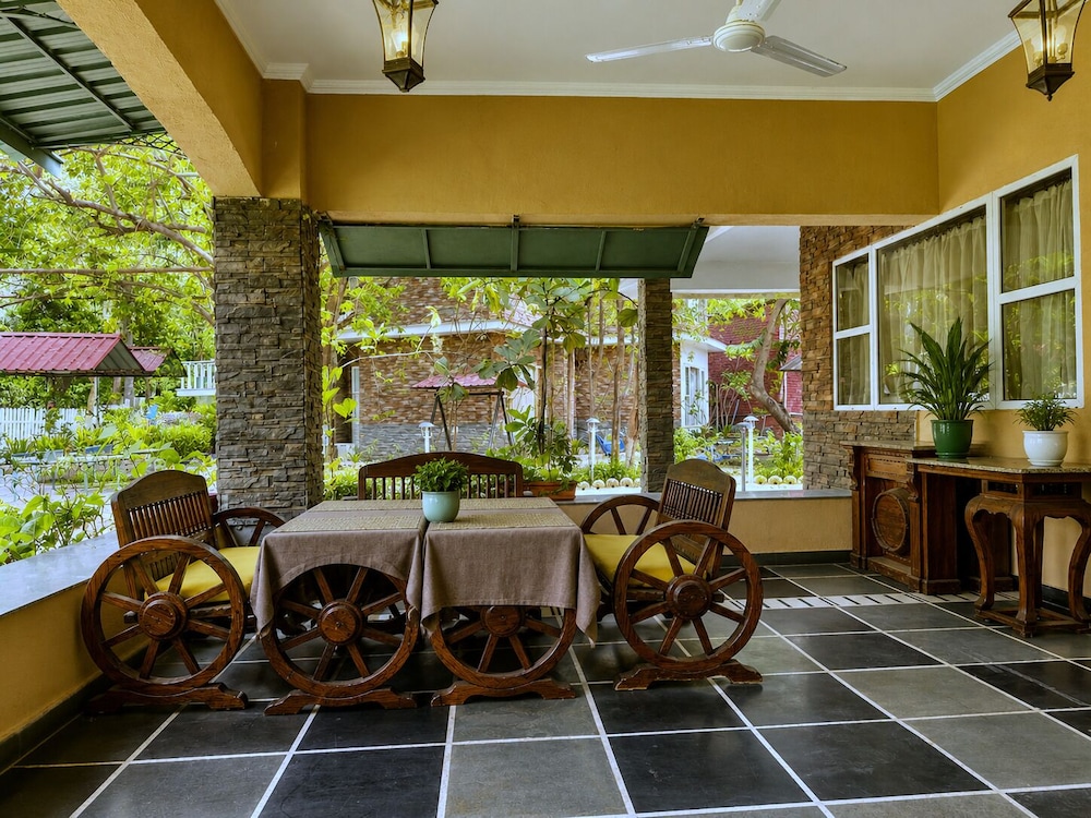 Park Exotica Resort 10/50
