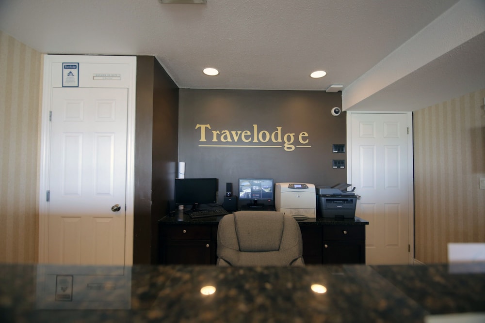 Travelodge By Wyndham Kamloops Mountview 48/69