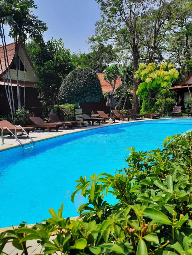 Baan Duangkaew 46/50