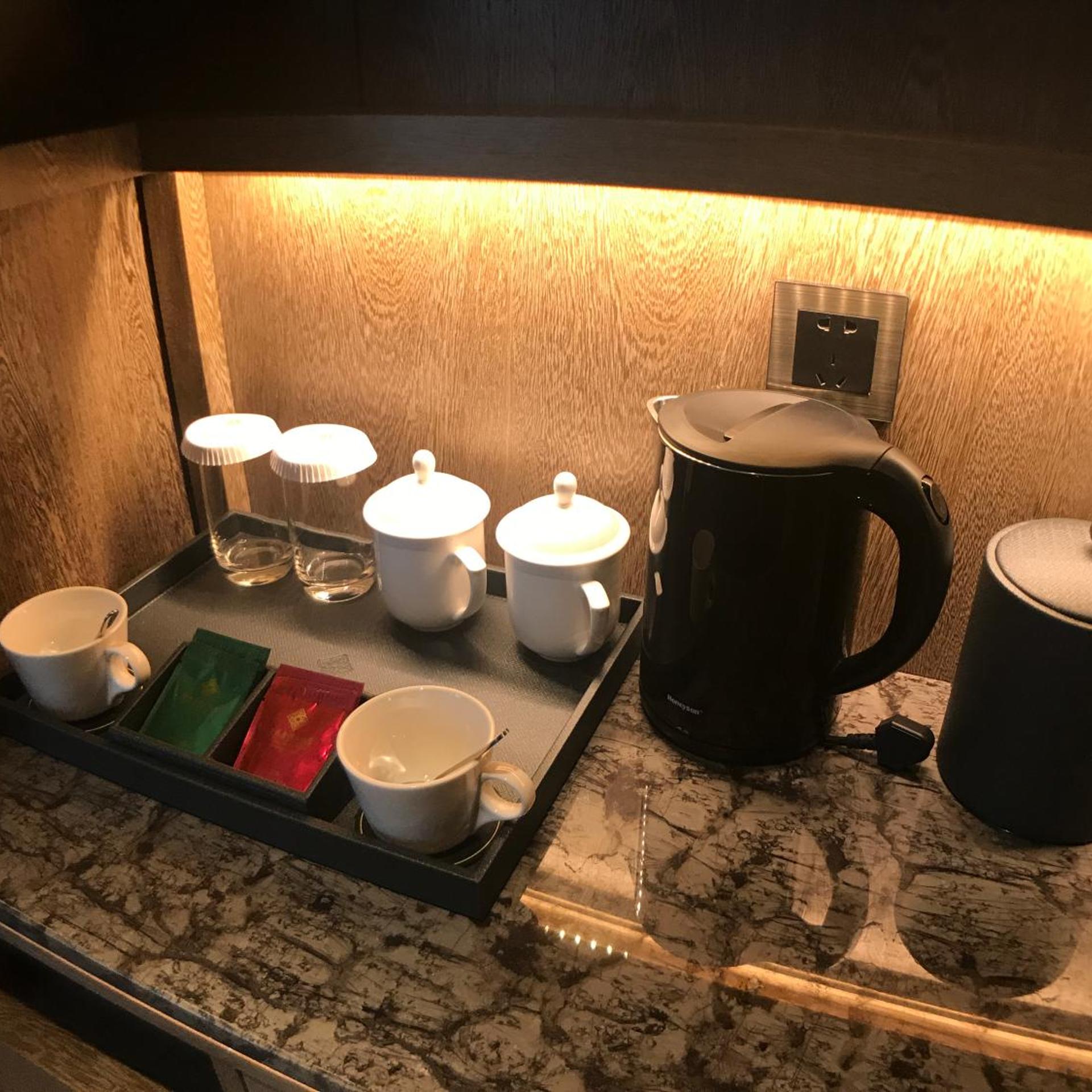Jinling Hotel 40/65