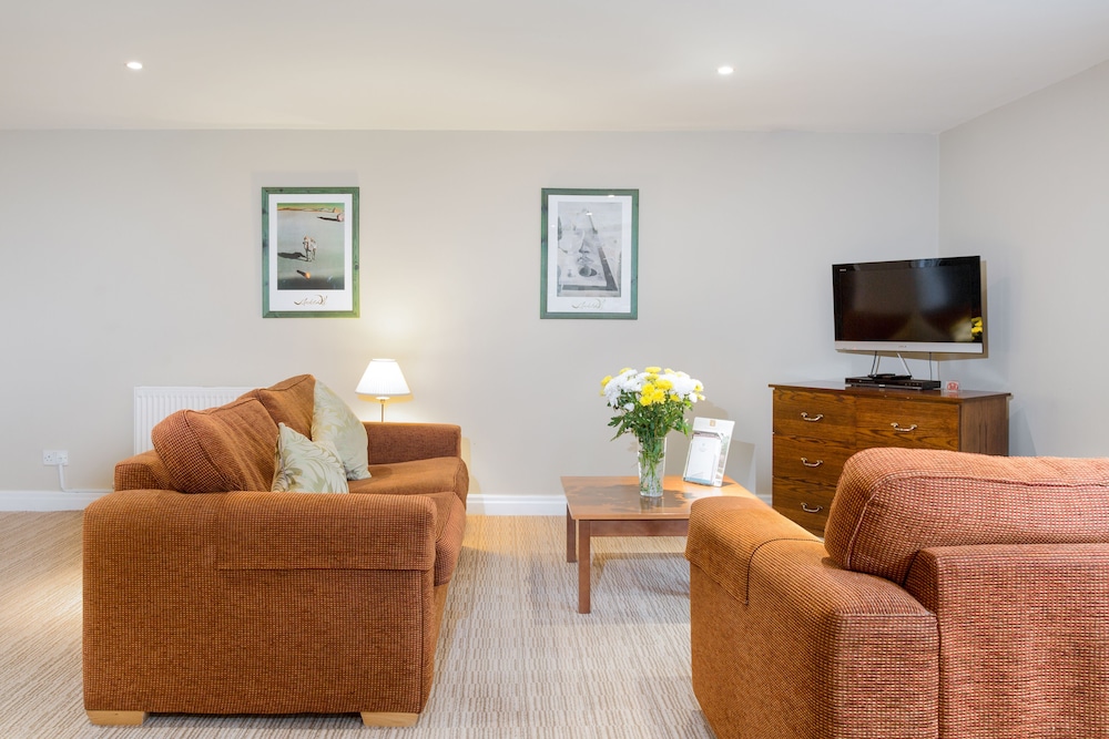 Thurnham Hall Resort 24/48