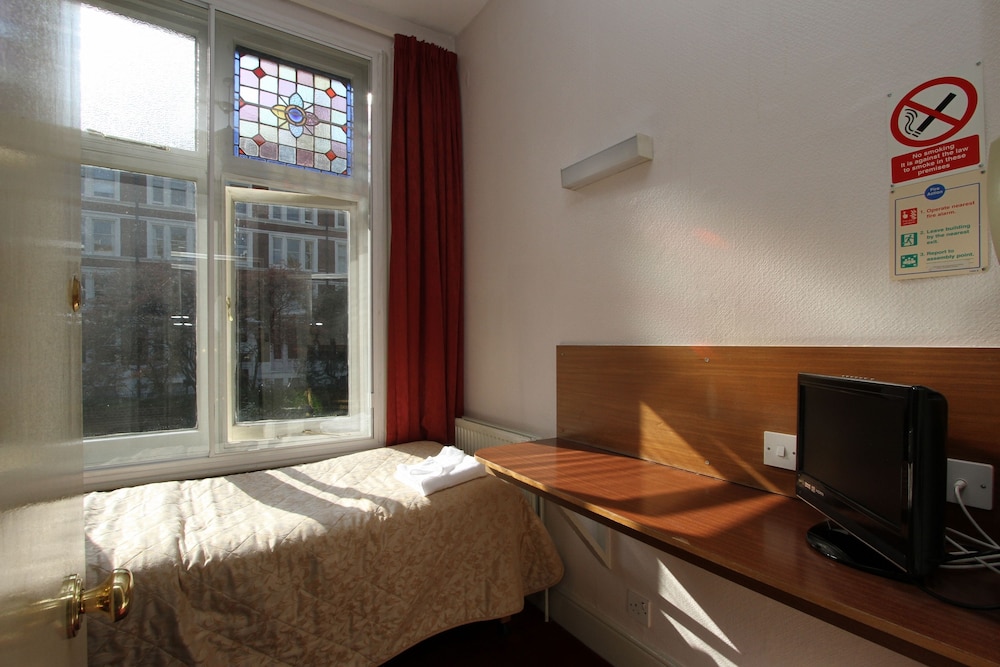 Ridgemount Hotel 44/61