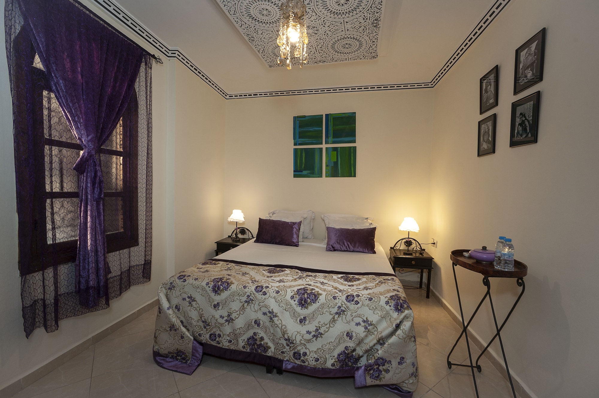 Room, 2 Queen Beds, Court View