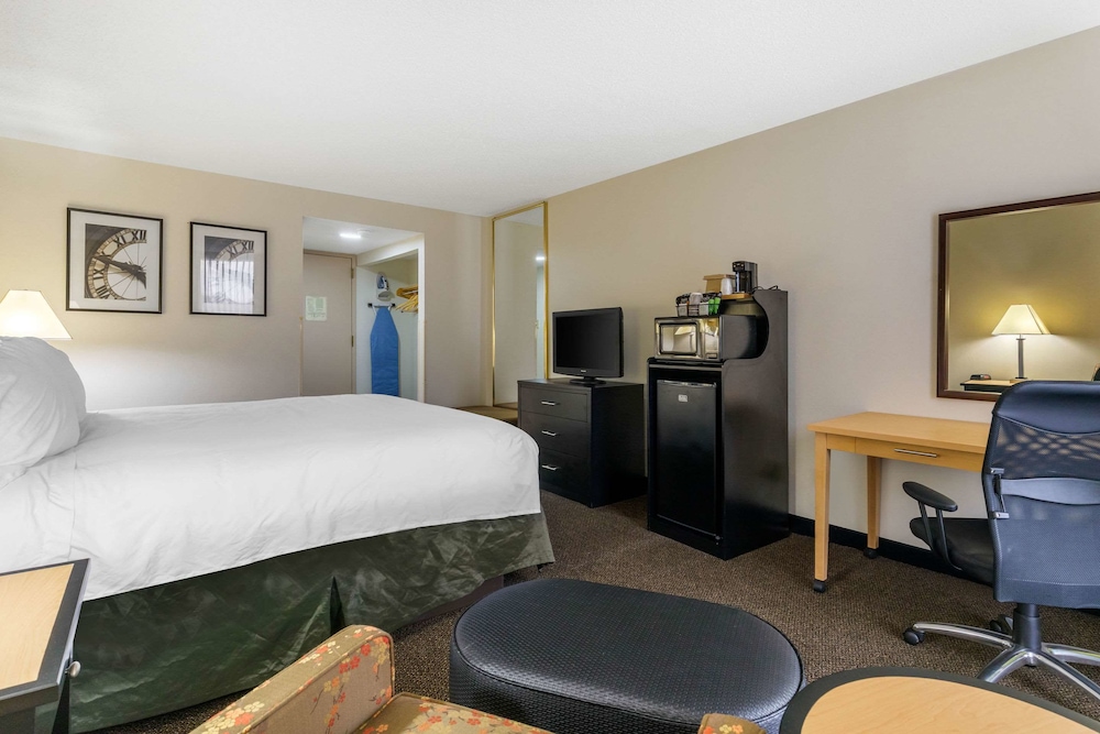 Quality Inn Tyler - Lindale 12/27