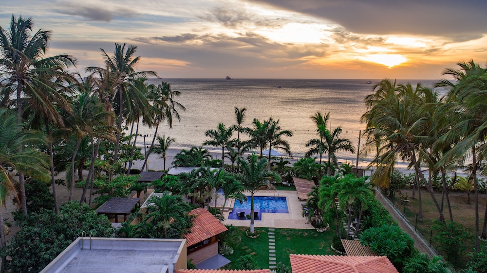 Casa Verano Beach Hotel - Adults Only 35/50