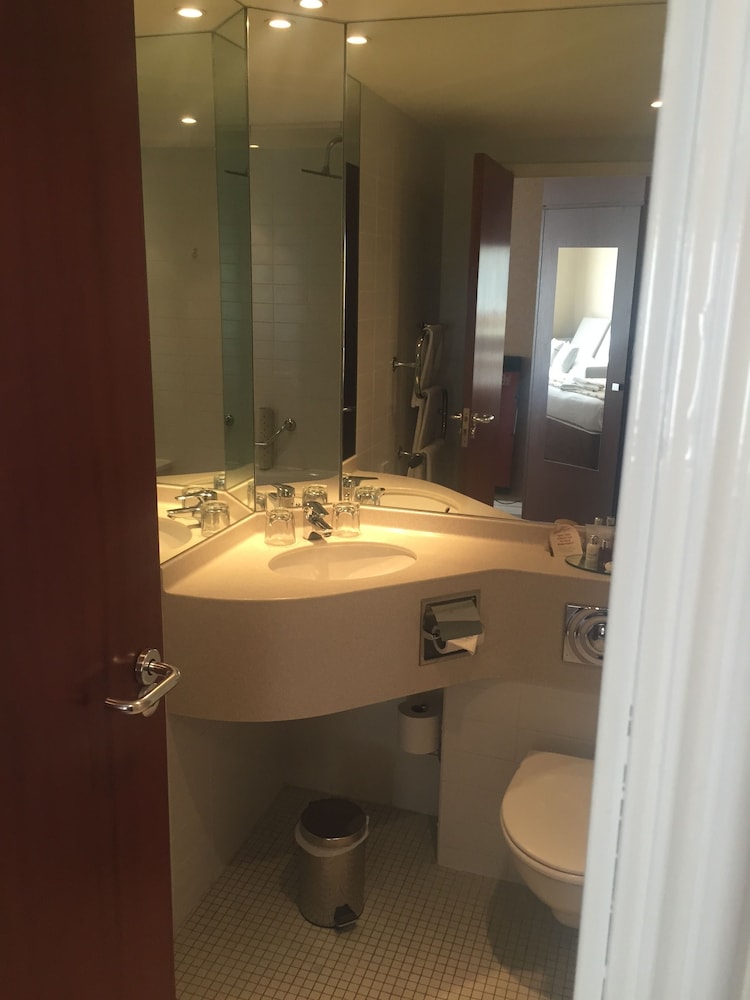 ALONA HOTEL 24/65