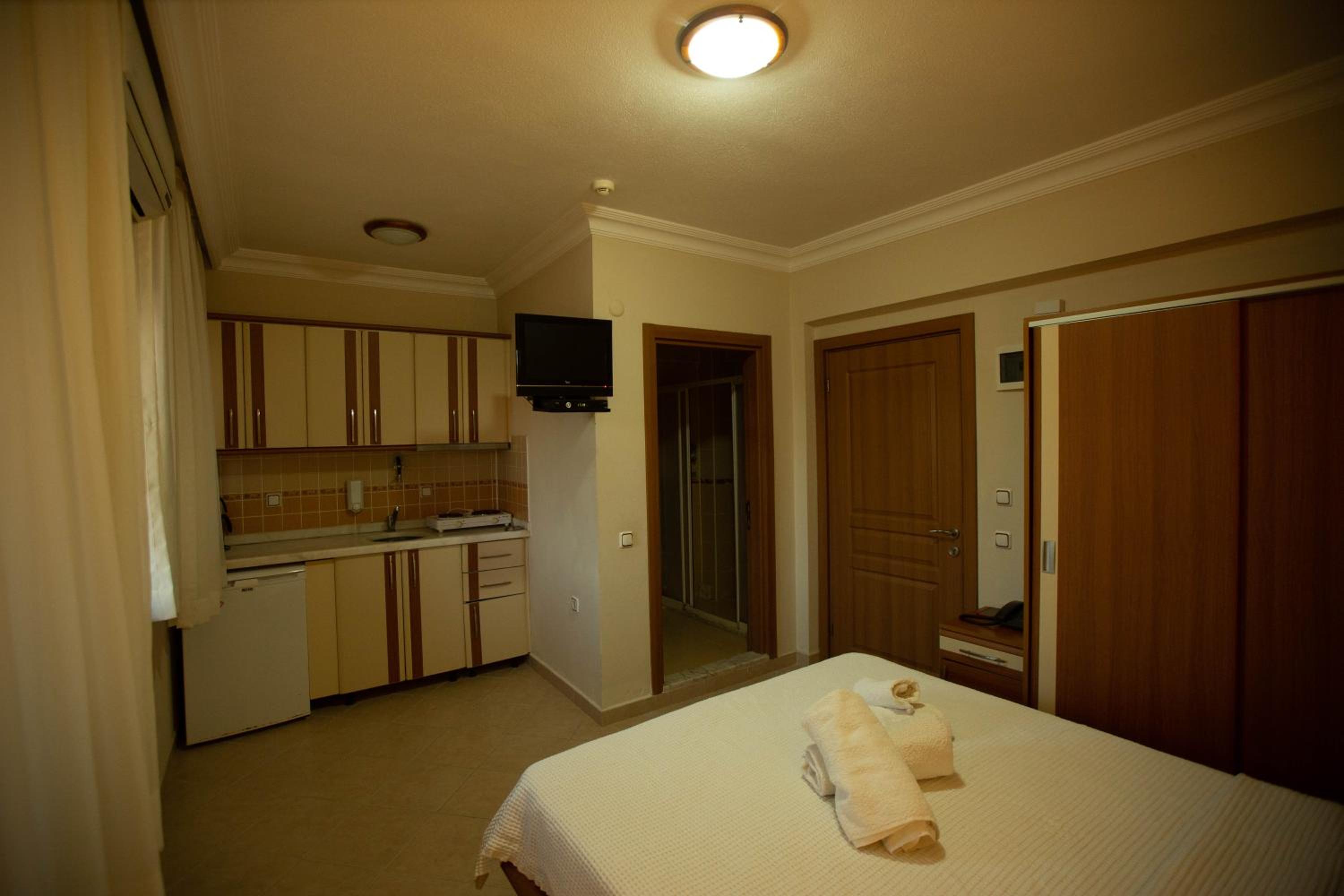 Erish Apart Hotel 30/35