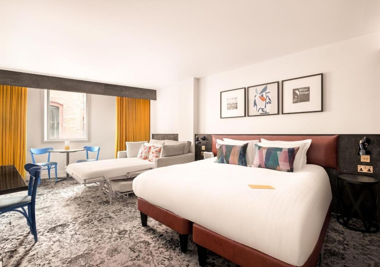 Room, King Bed, Sofa