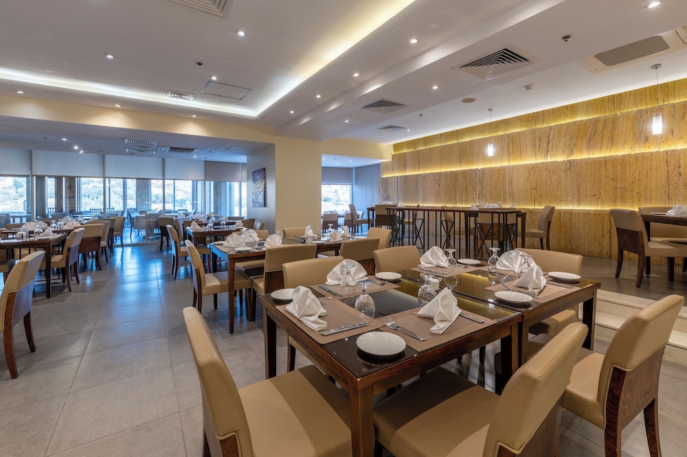 Petra Guest House Hotel 30/50