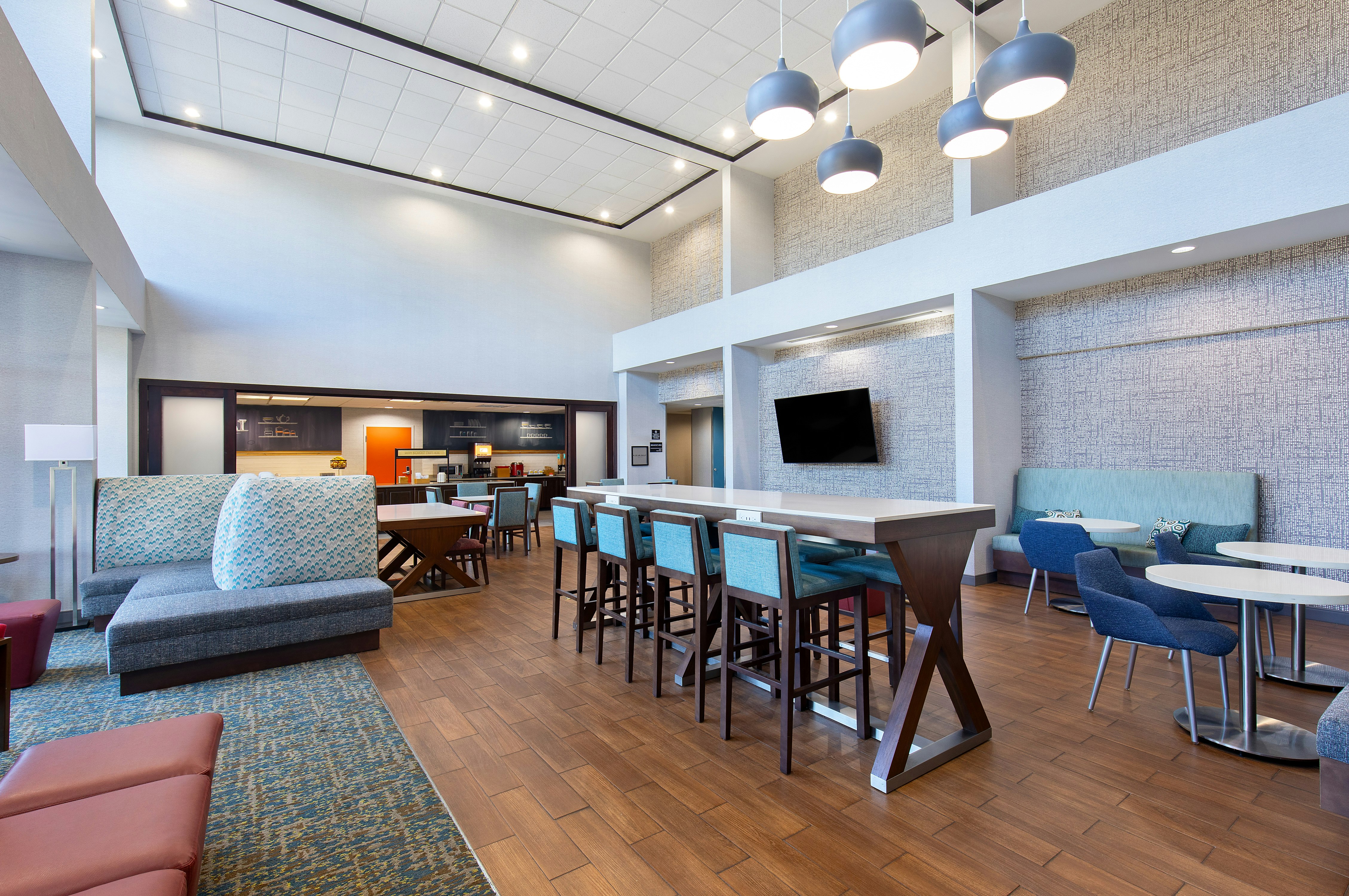Hampton Inn Selma 35/42