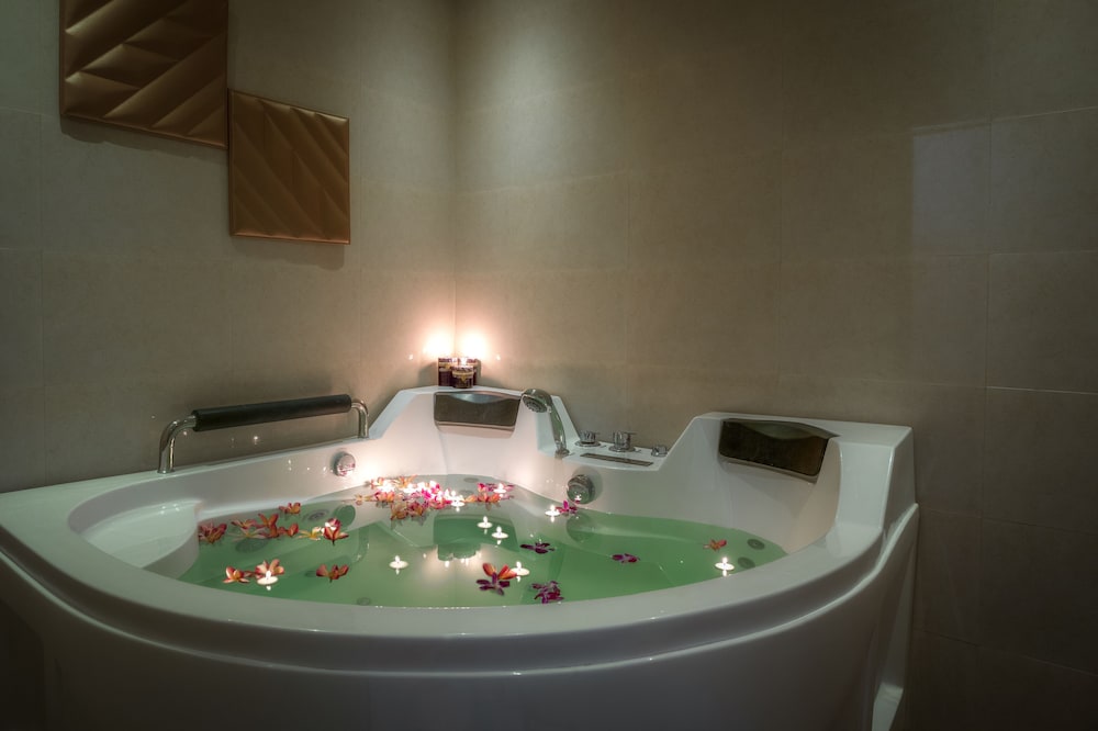 Days Hotel by Wyndham Chennai OMR 47/47
