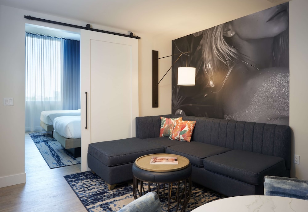 Serena Hotel Aventura Tapestry Collection by Hilton 41/60