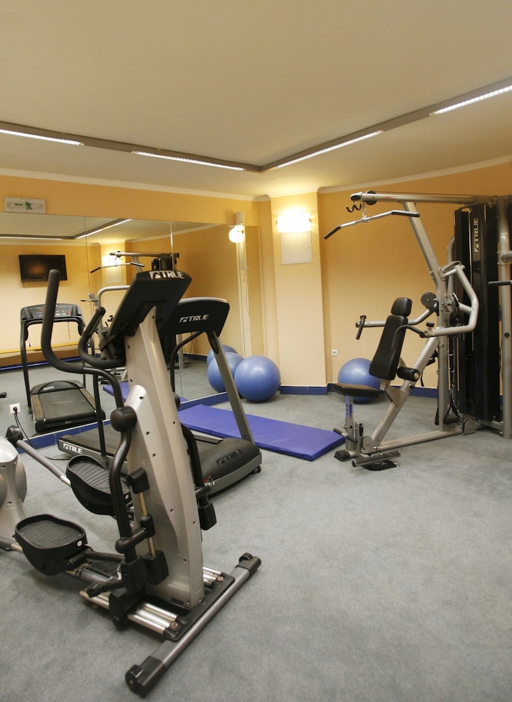 Sea View Resorts and Spa 33/55