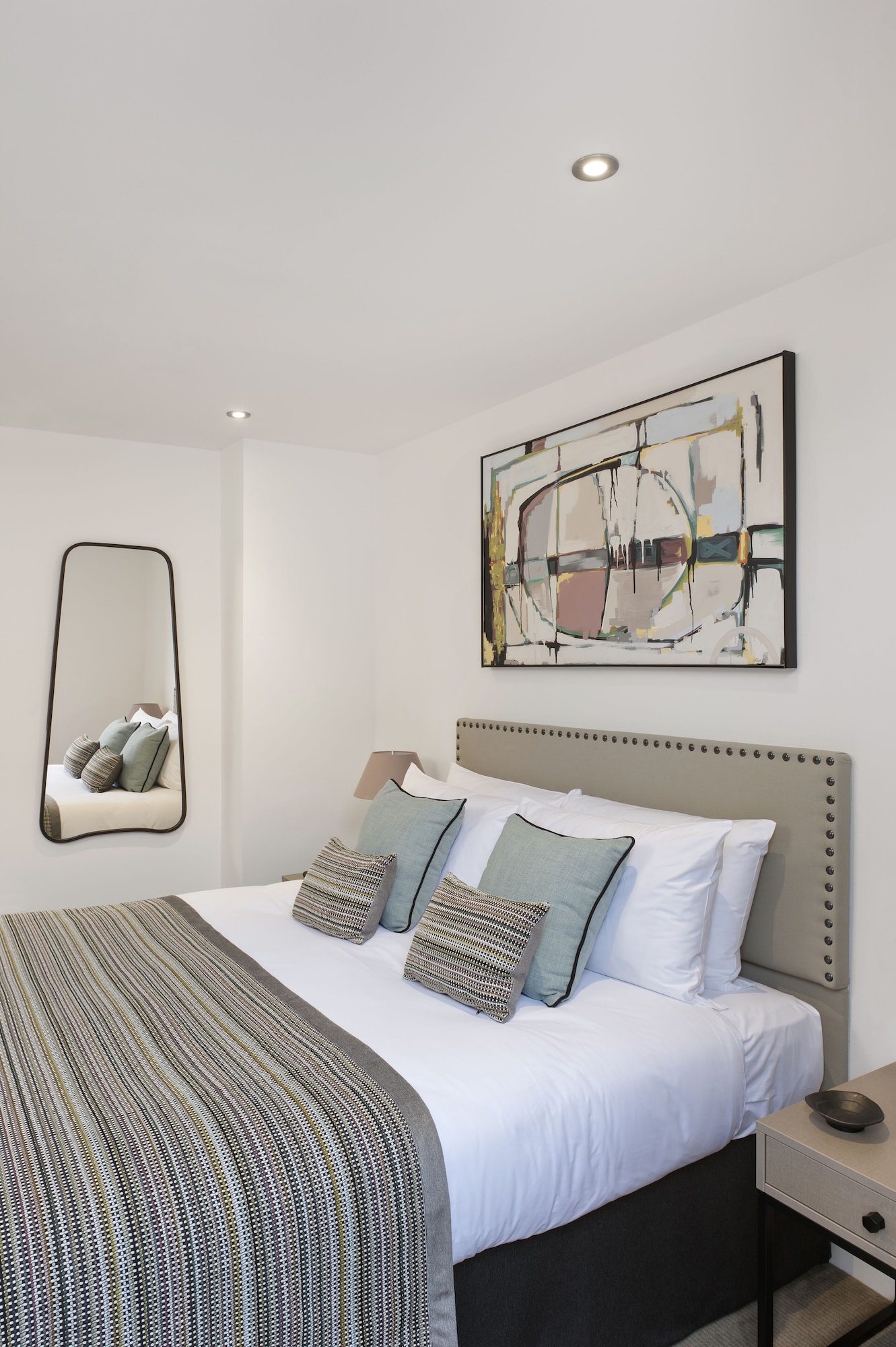 1 BEDROOM, EXECUTIVE, SUITE, TERRACE