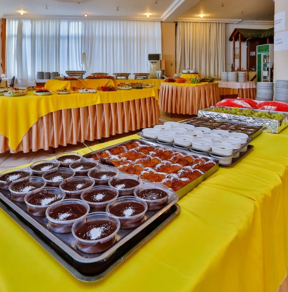 Club Gultur Otel 20/27