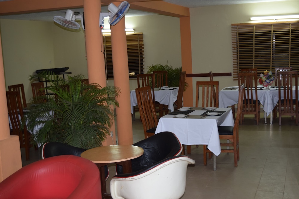 Citilodge Hotel Abuja 46/61