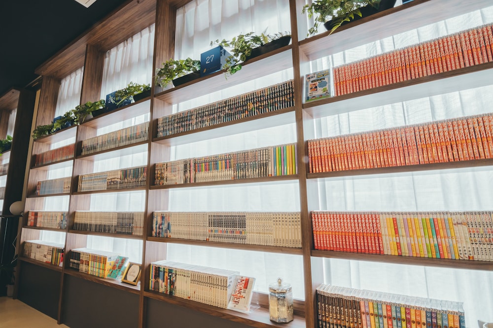 Quintessa Hotel Kokura Comic & Books 6/50