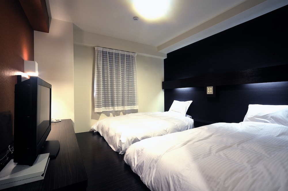 Green Rich Hotel Iwakuni Ekimae 16/62