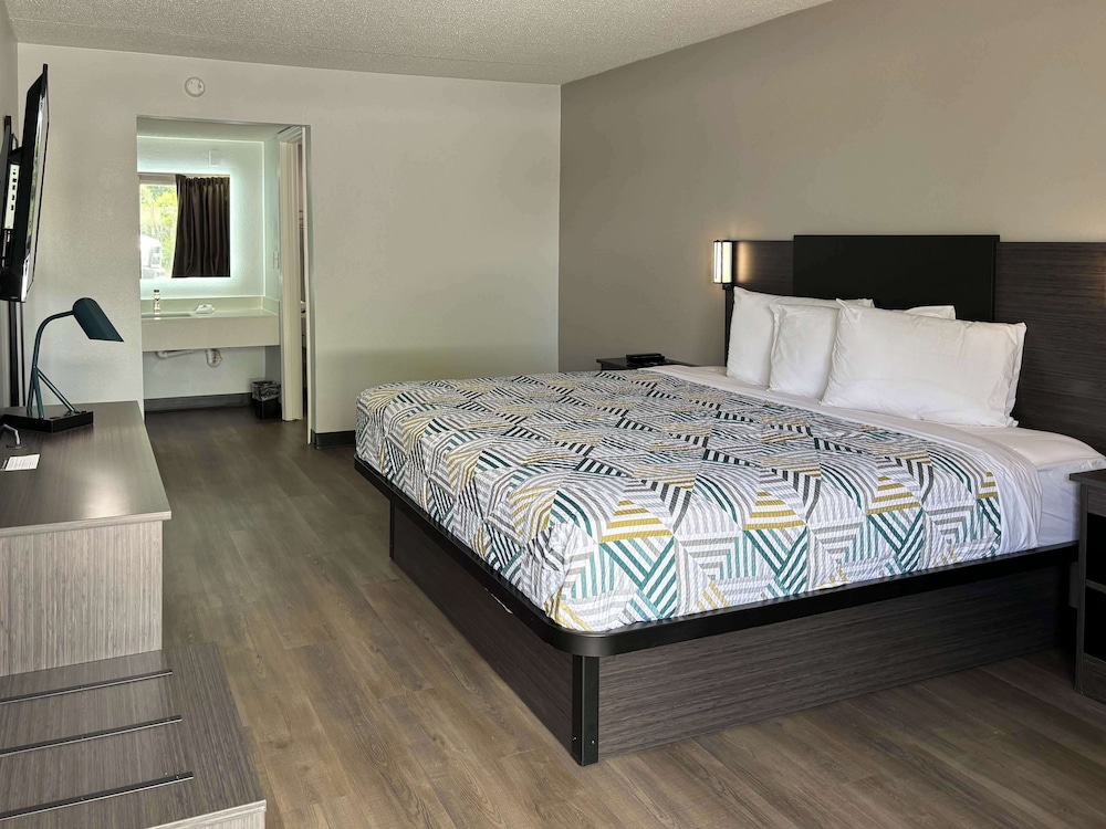 Motel6 Richmond, KY – EKU Campus Area 14/30